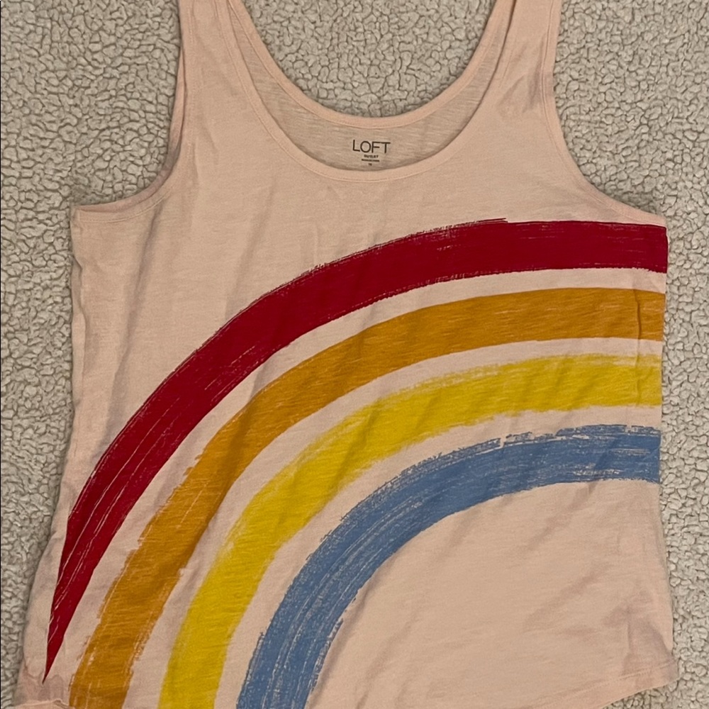 Loft rainbow tank